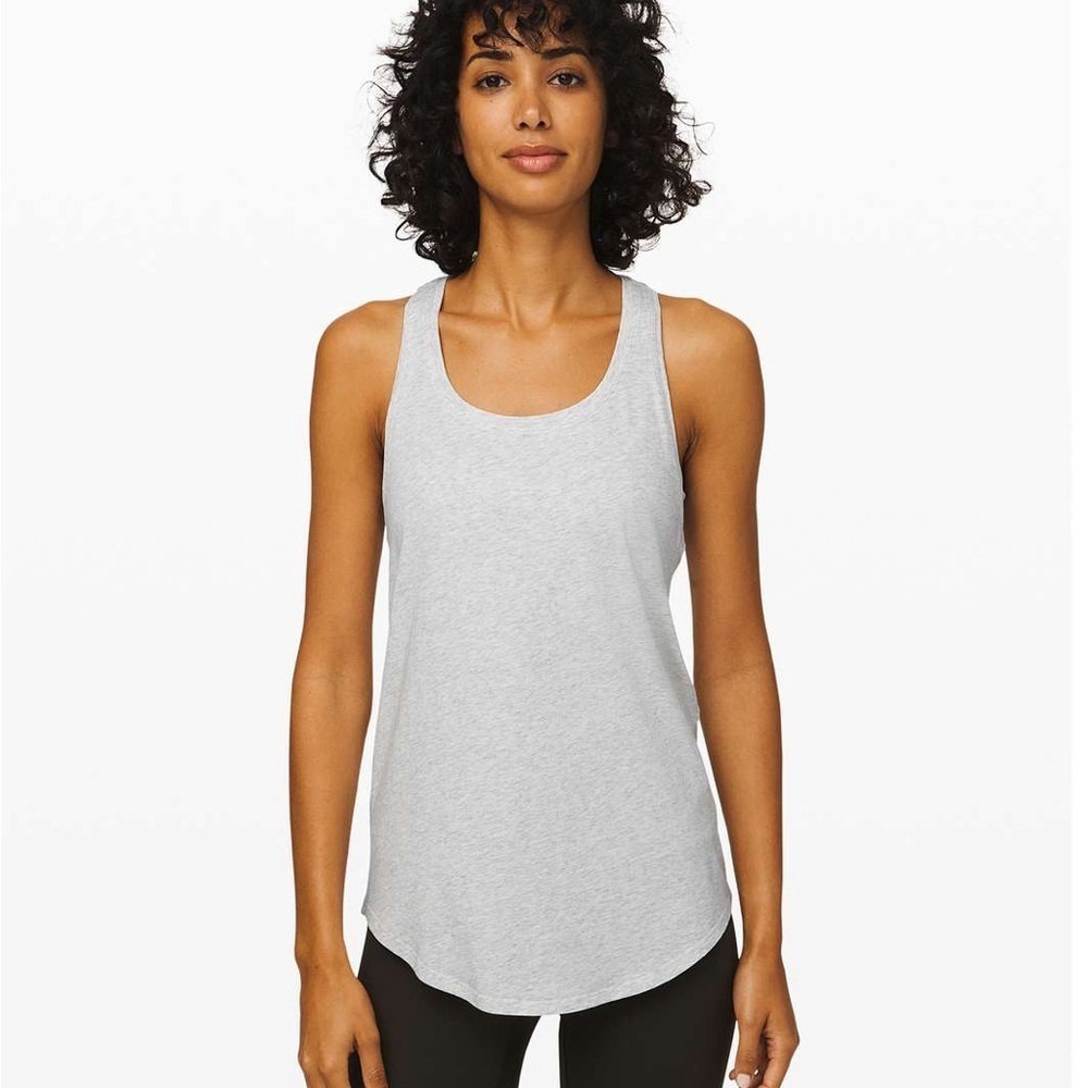 Lululemon Love Tank *Pleated
Heathered Core Ultra Light Grey
